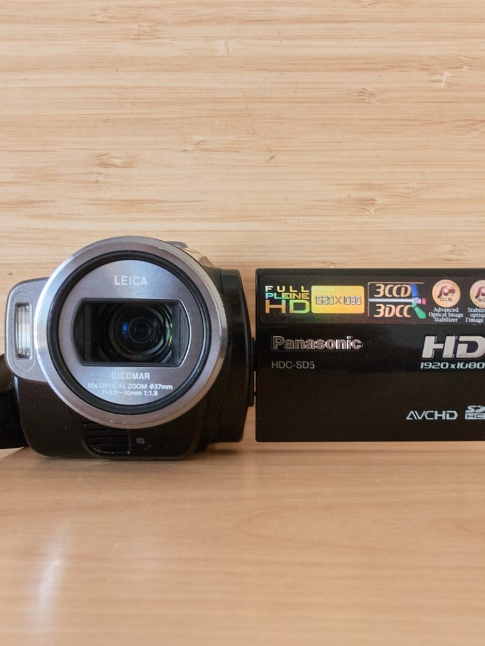 Panasonic HDC-SD5 Full HD 1920x1080 Camcorder Leica Lens 3CCD Tested